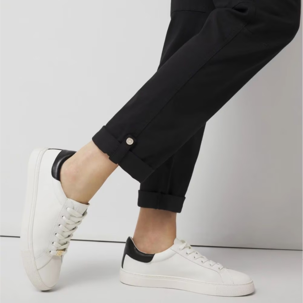 White House Black Market Pret-A-Pedi Straight Cropped Pants Black 2 - Picture 4 of 9